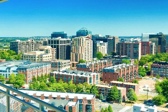 View of midday skyline and condos in North Arlington, Virginia