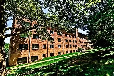 Condos for sale at Columbia Knolls in Arlington, VA